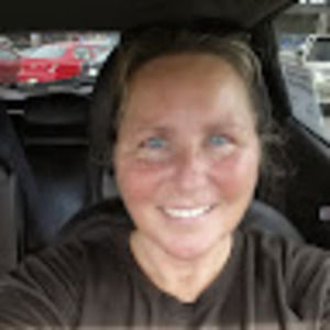 Meet your Posher, Debra